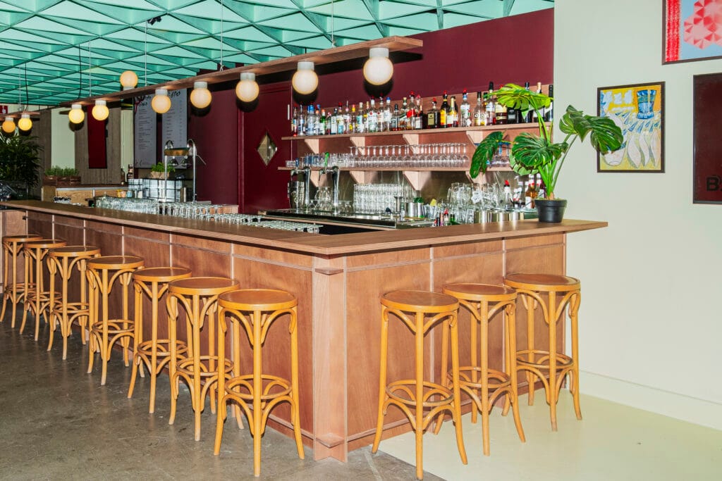 b.image bank bar new March HR 8