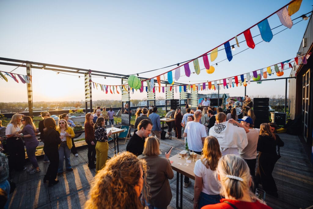 Bedrijfsfeest op de rooftop van B.Amsterdam